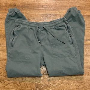 Mondetta small jogger pants sage green